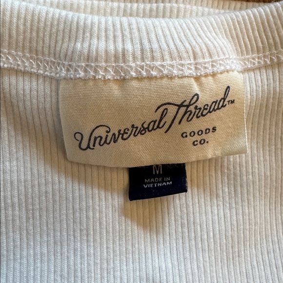 **Bundle**Universal Thread Tank Tops - Picture 6 of 13